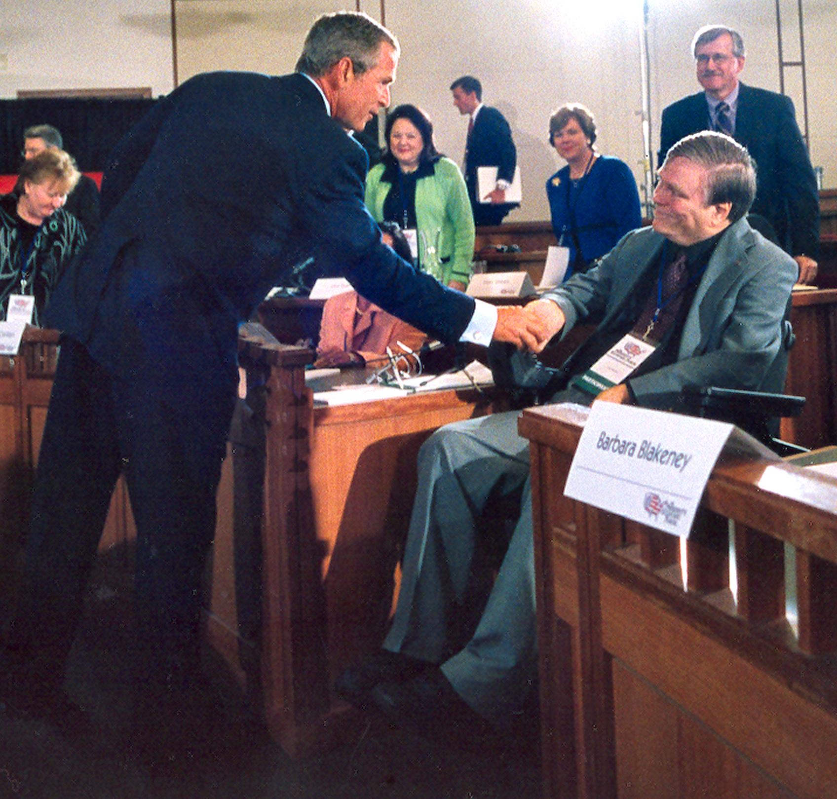 Lex with President Bush - Economic Summit Waco 2002.JPG (269821 bytes)